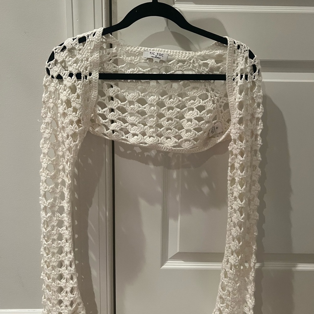 Tic toc knit cardigan sleeves crop top